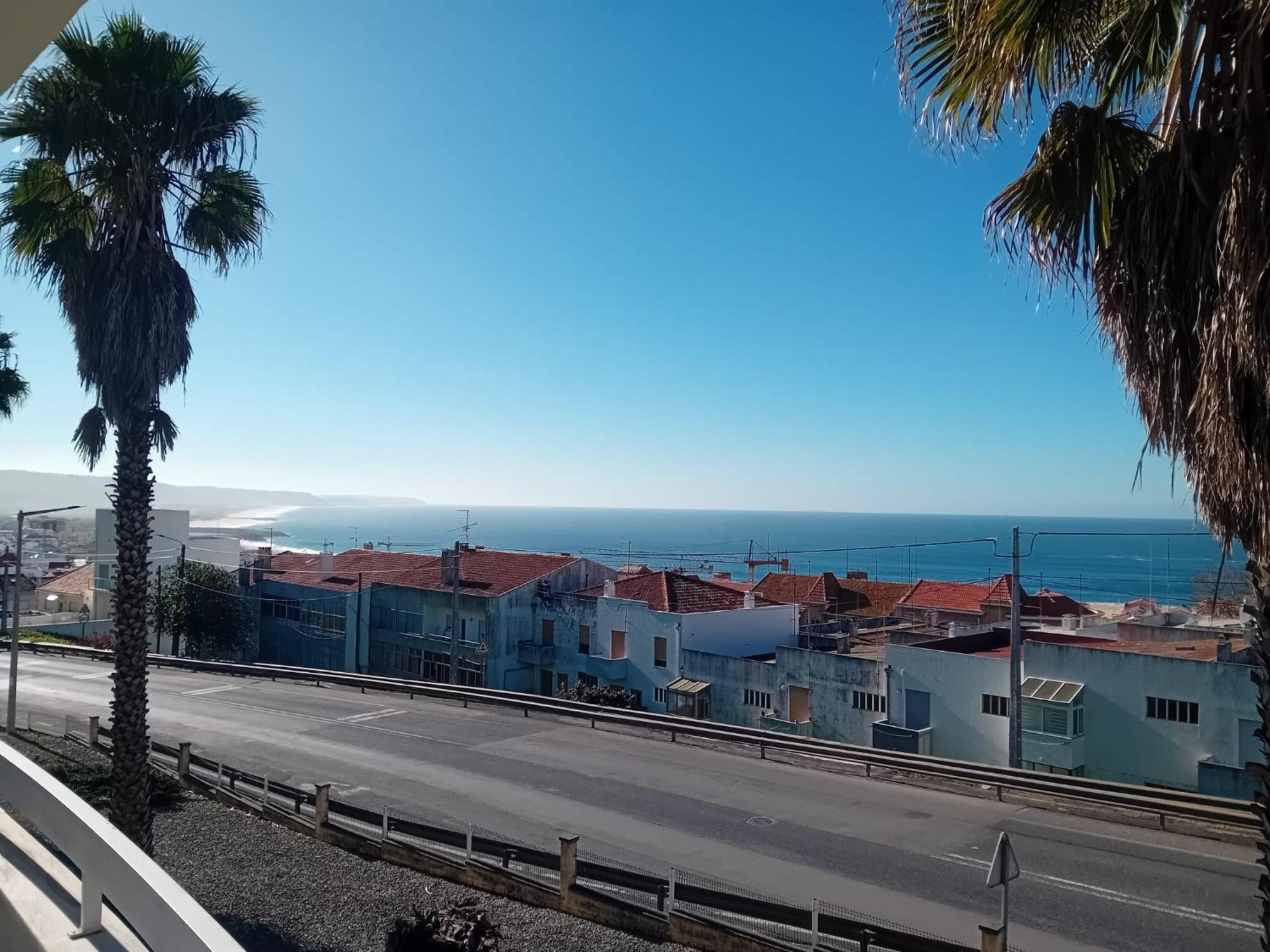 Paz & Amor Flat Nazare - Peace & Love Exterior photo